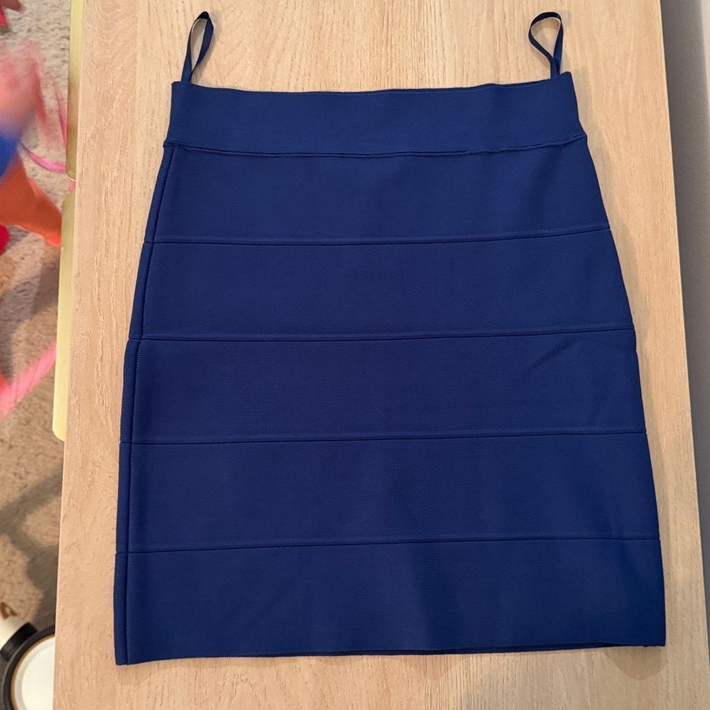 Bcbgmaxazria Navy Bandage Skirt